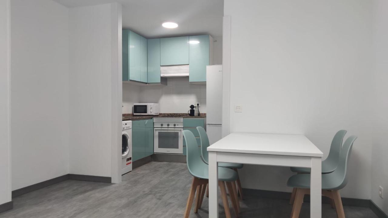 Casa Gascona Con Parking, Wifi Y Netflix Gratis!! By Delabra Apartments Oviedo Eksteriør billede