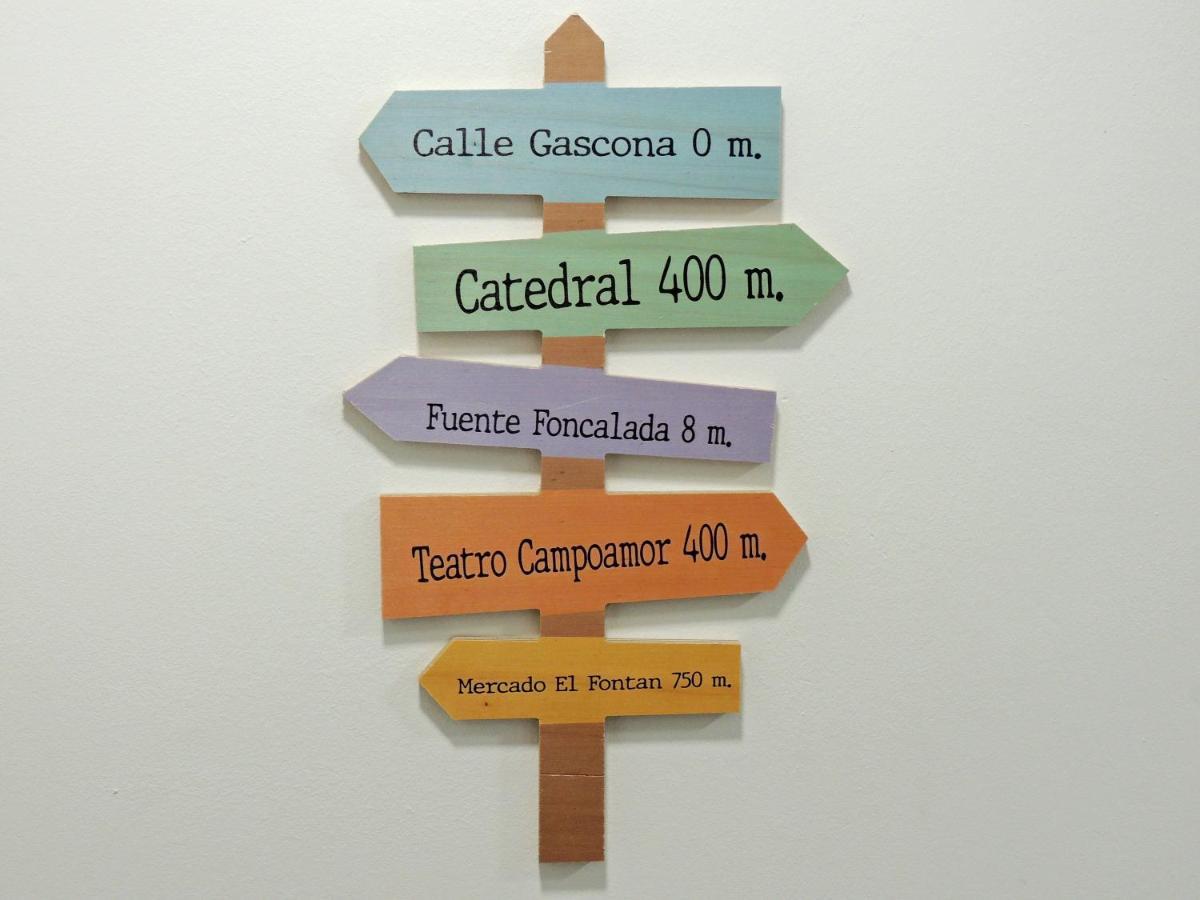 Casa Gascona Con Parking, Wifi Y Netflix Gratis!! By Delabra Apartments Oviedo Eksteriør billede