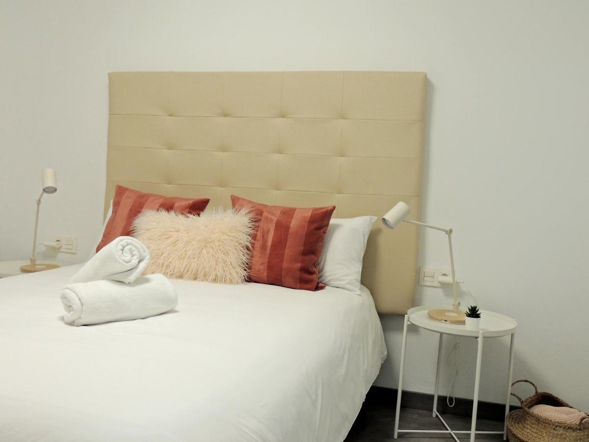 Casa Gascona Con Parking, Wifi Y Netflix Gratis!! By Delabra Apartments Oviedo Eksteriør billede